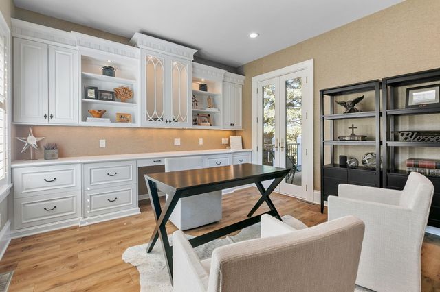 14307 Shady Beach Trail NE, Prior Lake, MN 55372