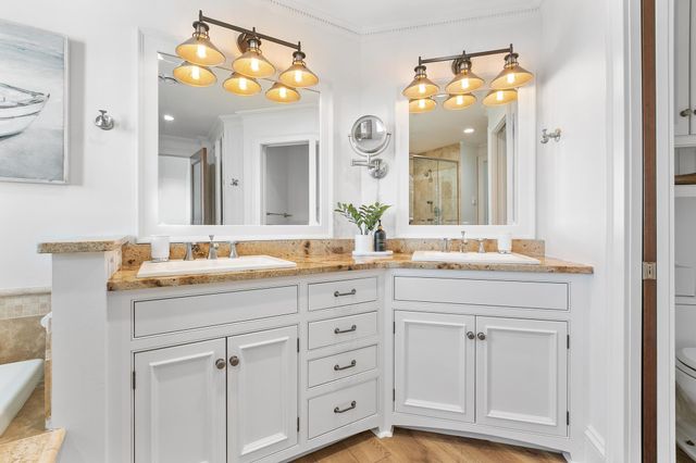 14307 Shady Beach Trail NE, Prior Lake, MN 55372