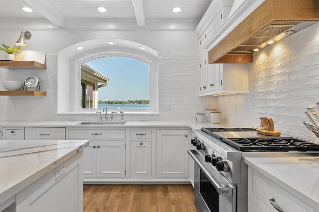 14307 Shady Beach Trail NE, Prior Lake, MN 55372