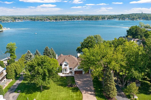 14307 Shady Beach Trail NE, Prior Lake, MN 55372