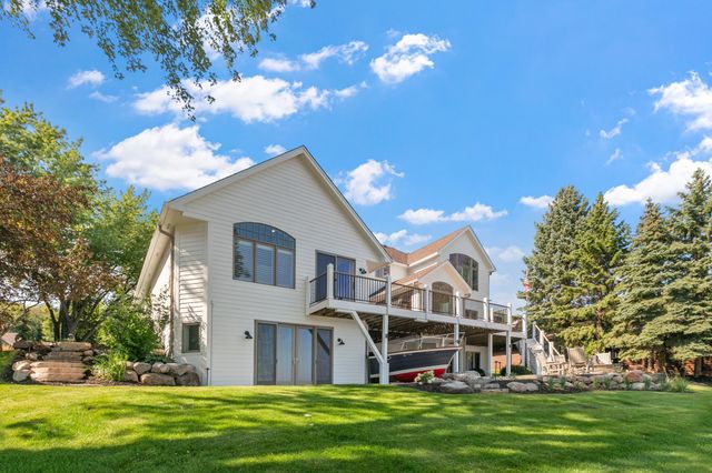 14307 Shady Beach Trail NE, Prior Lake, MN 55372