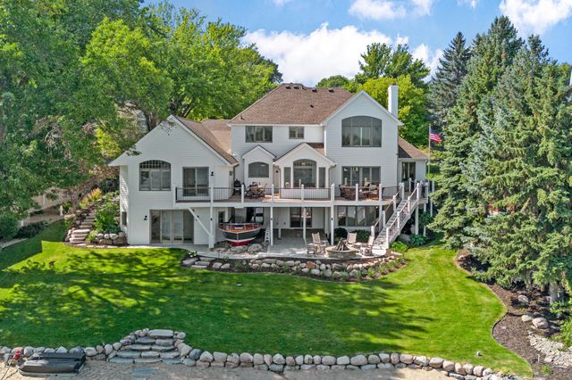 14307 Shady Beach Trail NE, Prior Lake, MN 55372
