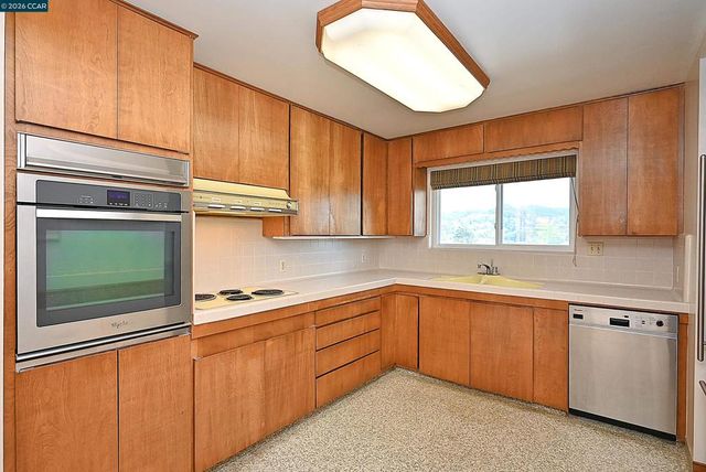2476 Diane Drive, El Sobrante, CA 94803