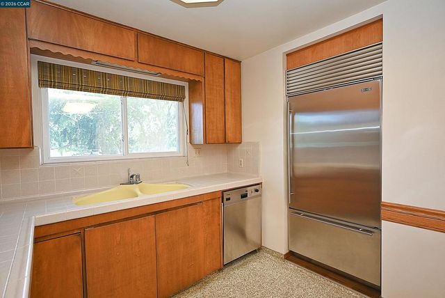 2476 Diane Drive, El Sobrante, CA 94803