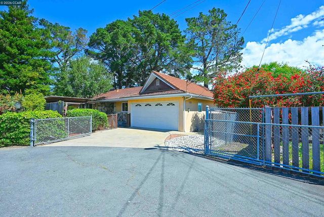 2476 Diane Drive, El Sobrante, CA 94803