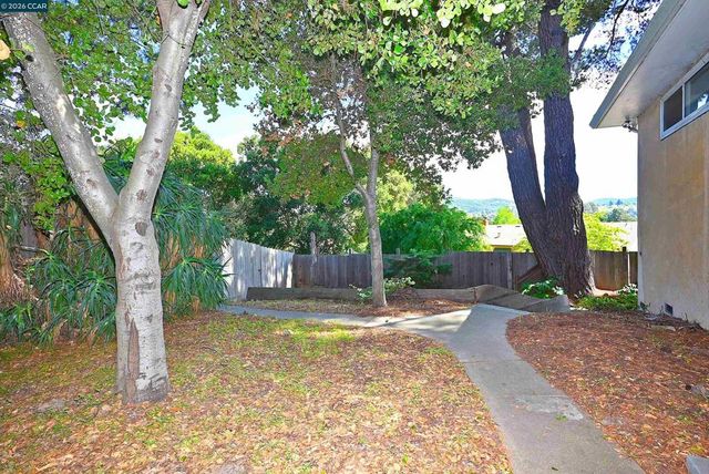 2476 Diane Drive, El Sobrante, CA 94803