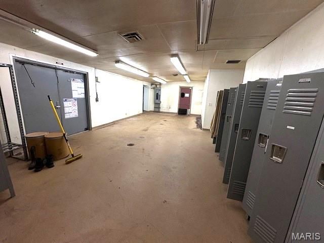 810 Deal, Highland, IL 62249