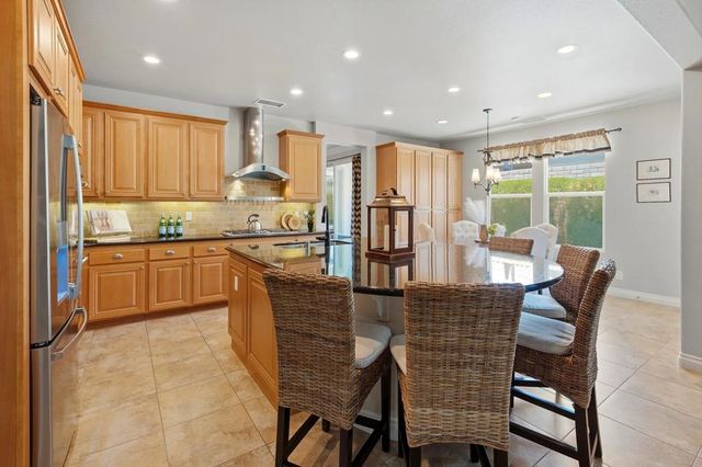 16 Lake Mendocino Drive, Rancho Mirage, CA 92270