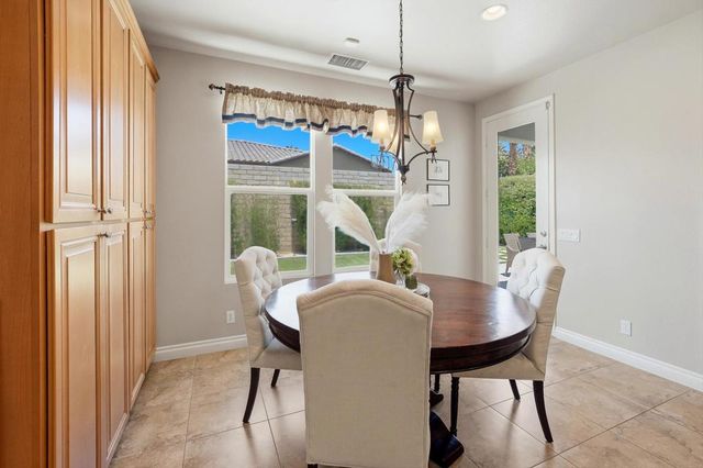 16 Lake Mendocino Drive, Rancho Mirage, CA 92270