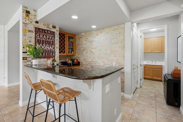16 Lake Mendocino Drive, Rancho Mirage, CA 92270