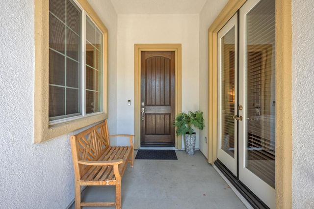 16 Lake Mendocino Drive, Rancho Mirage, CA 92270