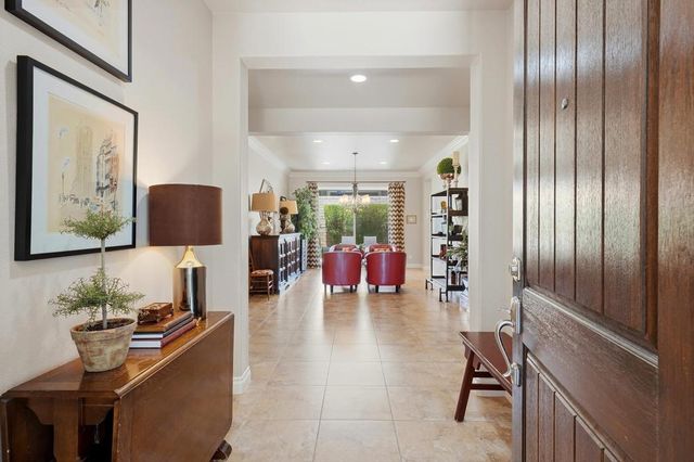 16 Lake Mendocino Drive, Rancho Mirage, CA 92270