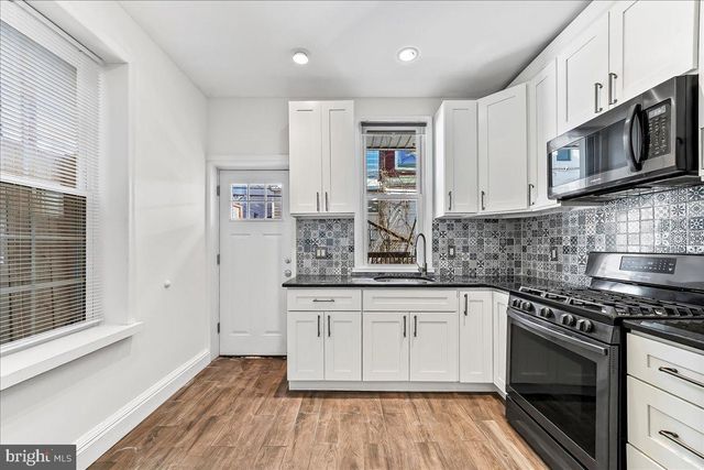 1523 N HOLLYWOOD ST, Philadelphia, PA 19121