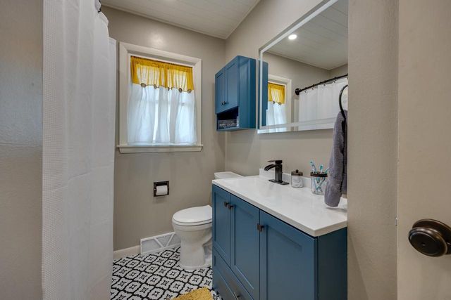 1787 Oakview Drive, Stoughton, WI 53589