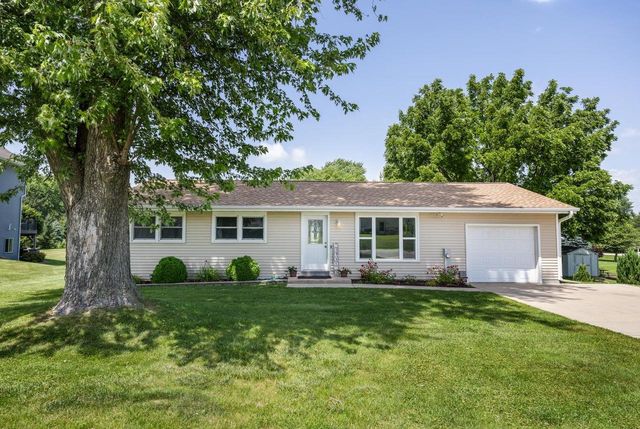 1787 Oakview Drive, Stoughton, WI 53589