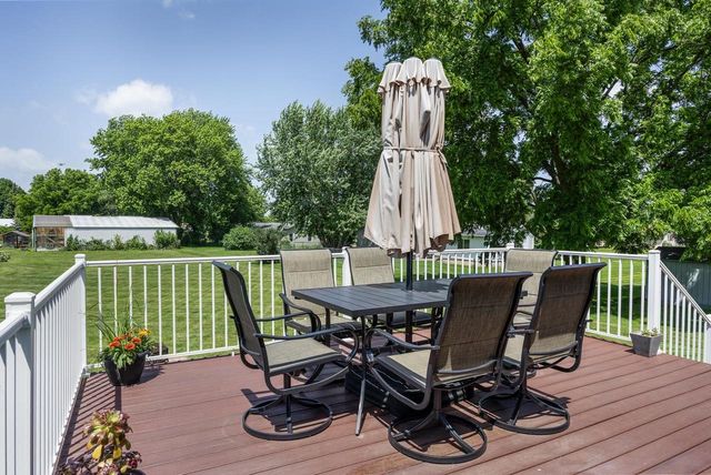 1787 Oakview Drive, Stoughton, WI 53589