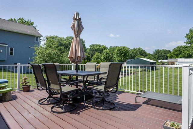 1787 Oakview Drive, Stoughton, WI 53589