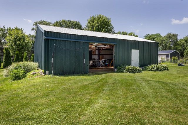 1787 Oakview Drive, Stoughton, WI 53589