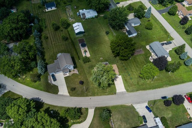 1787 Oakview Drive, Stoughton, WI 53589