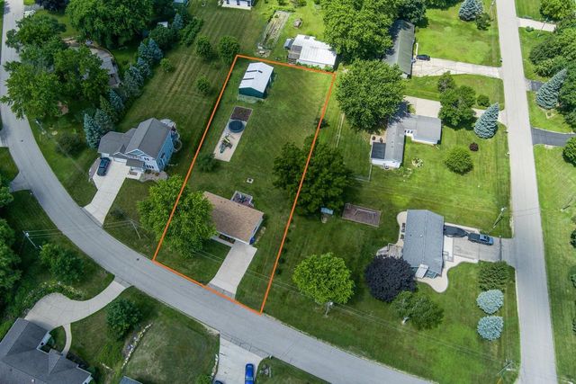 1787 Oakview Drive, Stoughton, WI 53589
