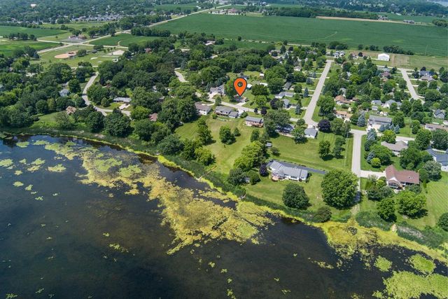 1787 Oakview Drive, Stoughton, WI 53589