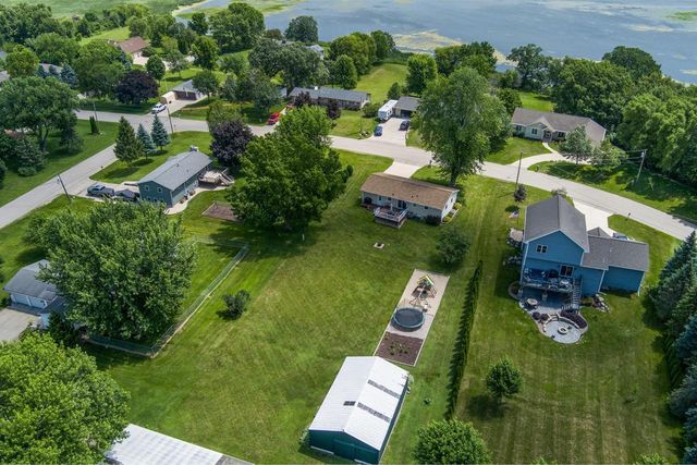 1787 Oakview Drive, Stoughton, WI 53589