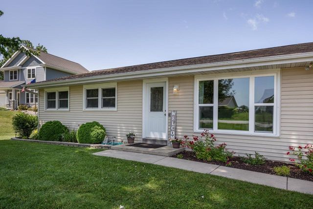1787 Oakview Drive, Stoughton, WI 53589