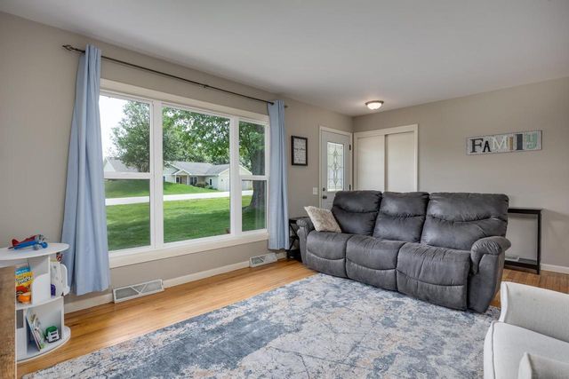1787 Oakview Drive, Stoughton, WI 53589