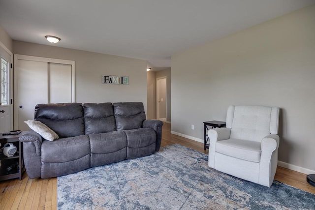 1787 Oakview Drive, Stoughton, WI 53589