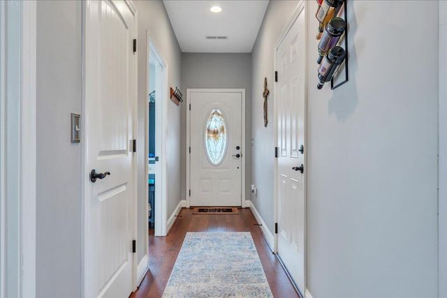 1152 Cardiff CT, Roanoke, VA 24019