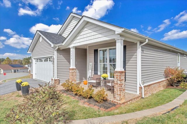 1152 Cardiff CT, Roanoke, VA 24019