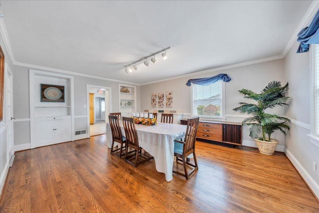 1152 Cardiff CT, Roanoke, VA 24019