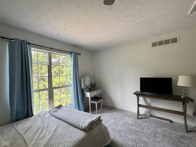 2559 Chaseway Court, Indianapolis, IN 46268