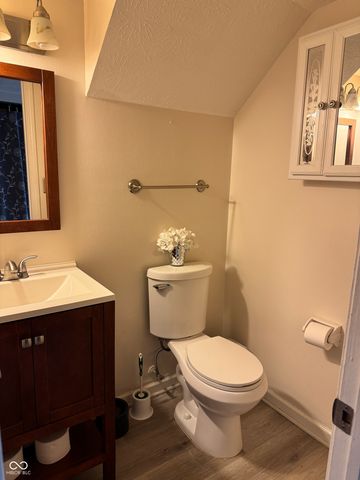 2559 Chaseway Court, Indianapolis, IN 46268