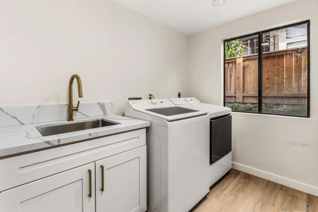 2064 White Birch Dr, Vista, CA 92081
