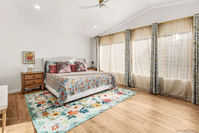 2064 White Birch Dr, Vista, CA 92081