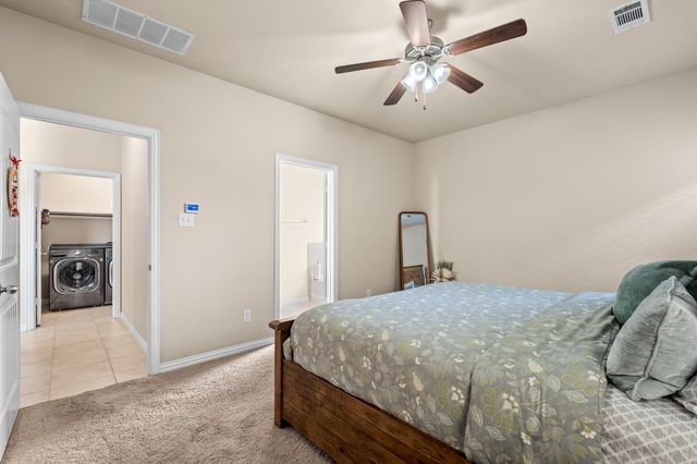 4207 Whispering Willow Way, Arlington, TX 76005