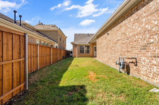 4207 Whispering Willow Way, Arlington, TX 76005