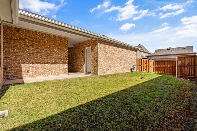 4207 Whispering Willow Way, Arlington, TX 76005