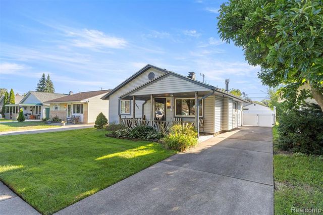 7841 Monroe Boulevard, Taylor, MI 48180