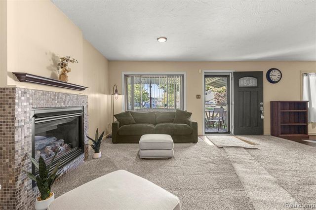 7841 Monroe Boulevard, Taylor, MI 48180