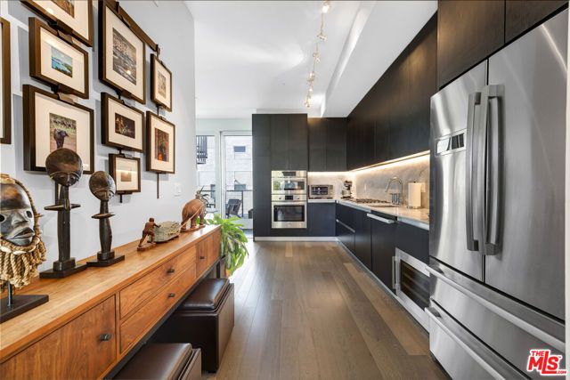1345 Havenhurst Drive 15, West Hollywood, CA 90046