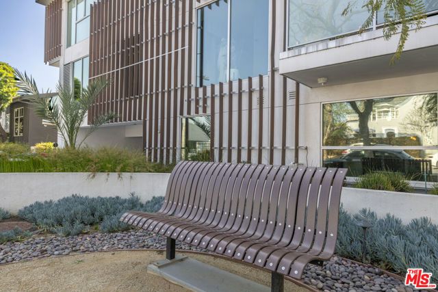 1345 Havenhurst Drive 15, West Hollywood, CA 90046