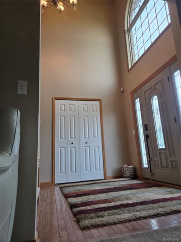 26940 Cedar Run Court, Woodhaven, MI 48183
