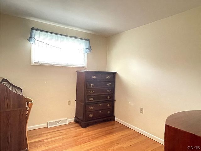 8135 Brookwood Drive, Cicero, NY 13039