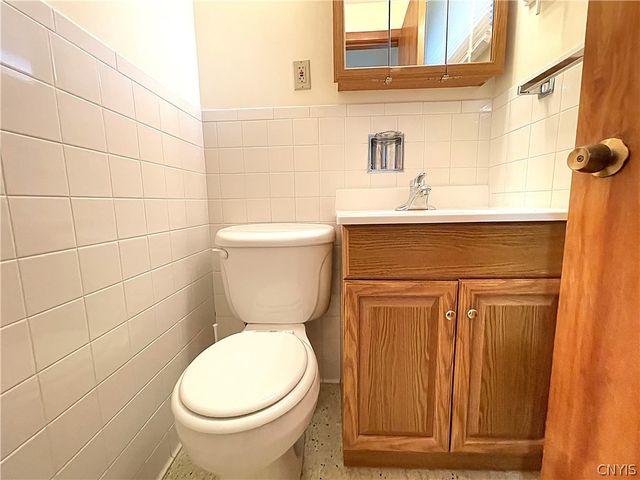8135 Brookwood Drive, Cicero, NY 13039
