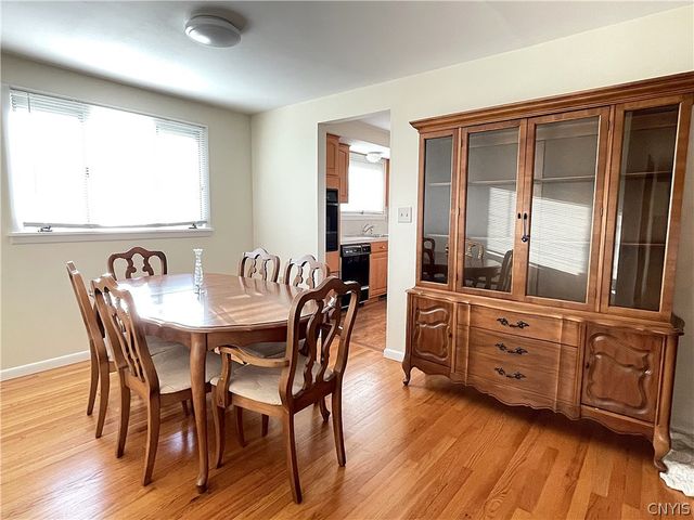 8135 Brookwood Drive, Cicero, NY 13039