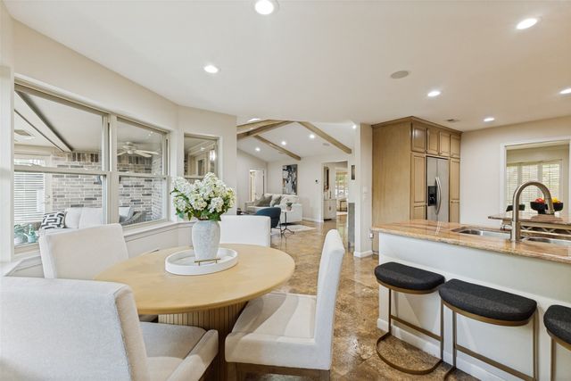 4253 Royal Ridge Drive, Dallas, TX 75229
