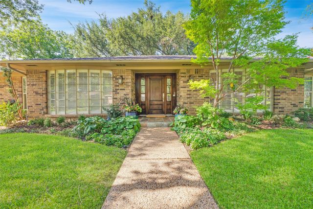 4253 Royal Ridge Drive, Dallas, TX 75229