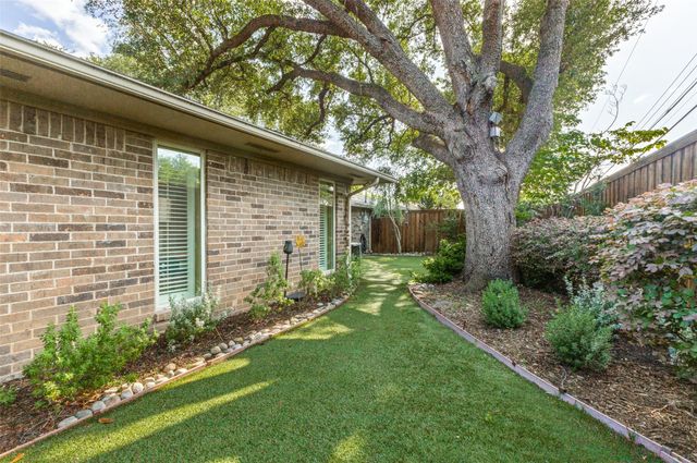 4253 Royal Ridge Drive, Dallas, TX 75229
